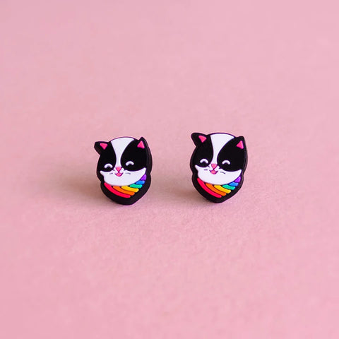 Kitten — mini stud earrings