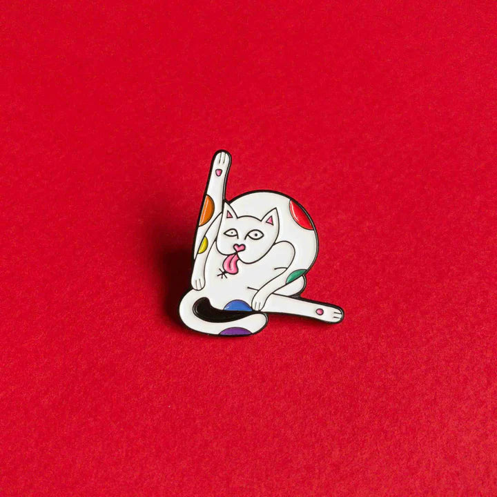 Kitty lover — enamel pin