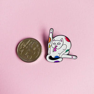 Kitty Lover— enamel pin